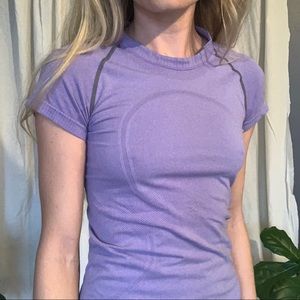 Lululemon Lavender Swiftly Top sz 6
